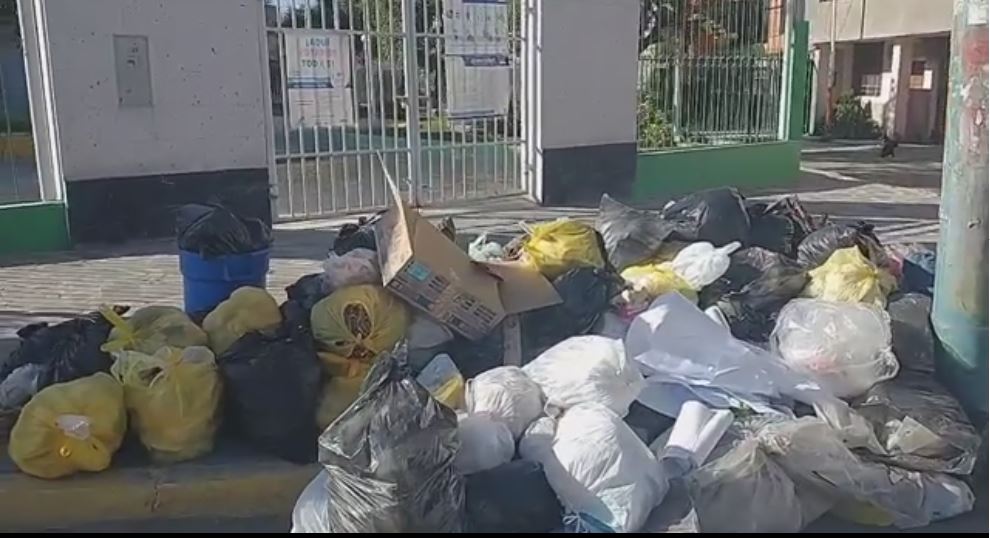Arequipa: Montículos de basura genera malestar en vecinos de Paucarpata