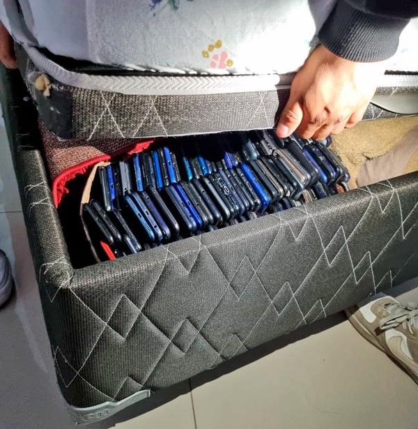 Policía exhibirá 1600 celulares robados para que sus dueños los reclamen