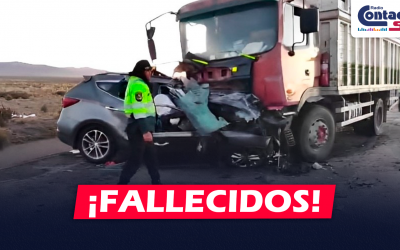 AREQUIPA: CAMIONETA IMPACTA CONTRA UN CAMIÓN EN LA CARRETERA AREQUIPA – PUNO Y DEJA A TRES PERSONAS FALLECIDAS Y UNA HERIDA