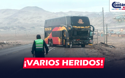 AREQUIPA: FUERTE CHOQUE DE BUS QUE HACÍA TRANSBORDO DEJA AL MENOS 4 PERSONAS HERIDAS EN CHALA