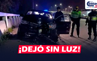 AREQUIPA: CONDUCTORA PIERDE EL CONTROL EN LA AV. LA MARINA Y TERMINA CHOCANDO CON PORTE A LA ALTURA DEL PUENTE CONSUELO