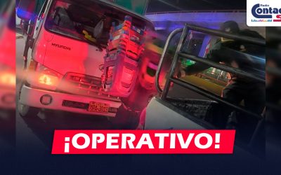AREQUIPA: DURANTE OPERATIVO RETIRAN SILLAS Y BANCAS QUE OCUPABAN ESPACIOS EN LA AV. INDEPENDENCIA