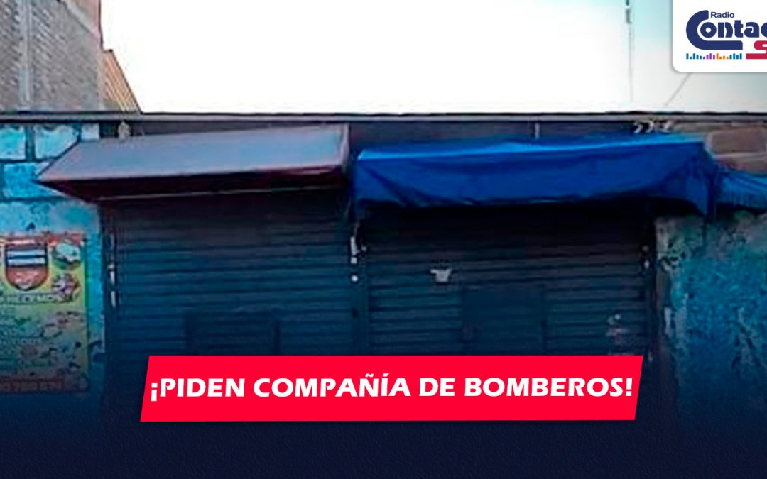 AREQUIPA: INCENDIO SE REGISTRA EN CERRO COLORADO Y VECINOS EXIGEN A LAS AUTORIDADES LA CONSTRUCCIÓN DE COMPAÑÍA DE BOMBEROS