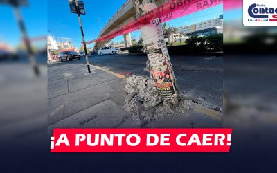 AREQUIPA: VECINOS Y CONDUCTORES PIDEN LA INTERVENCIÓN DE LAS AUTORIDADES POR POSTE CHOCADO QUE ESTARÍA A PUNTO DE CAER