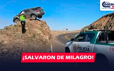 AREQUIPA: CAMIONETA SALVA DE MILAGRO SOBRE UN MONTÍCULO DE TIERRA TRAS DESPISTE EN PANAMERICANA SUR