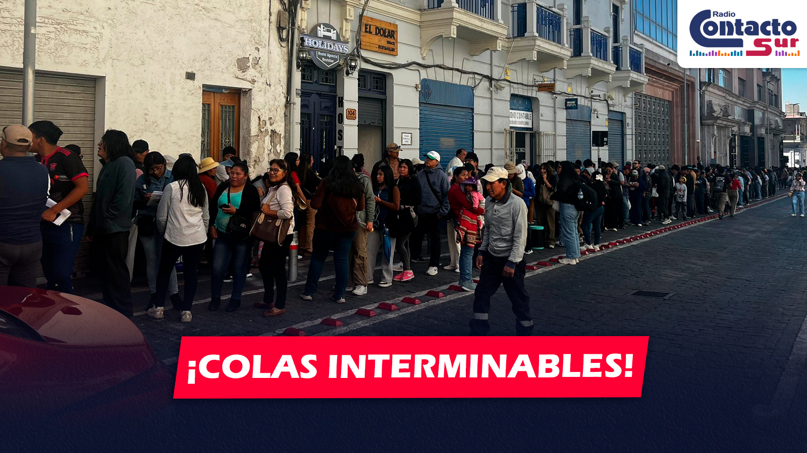 AREQUIPA: LARGAS COLAS EN RENIEC POR CIERRE DEL PADRÓN ELECTORAL Y DENUNCIAN VENTA DE ESPACIOS HASTA POR S/60