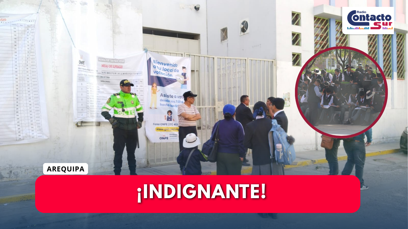 ESTUDIANTES RECIBEN CLASES EN COMPLEJO DEPORTIVO POR RETRASO EN ENTREGA DE COLEGIO TRAS ELECCIONES