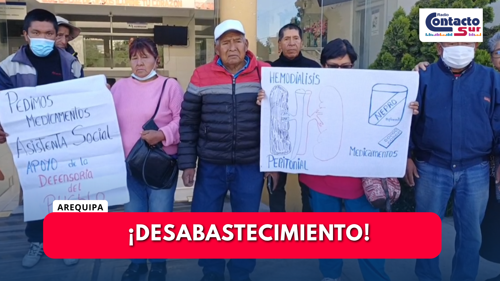 PACIENTES RENALES PROTESTAN POR FALTA DE MEDICAMENTOS EN EL HOSPITAL HONORIO DELGADO