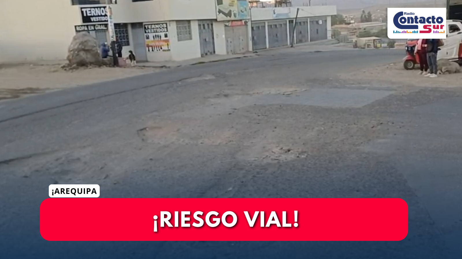 DETERIORO DE LA AVENIDA CHARACATO PONE EN RIESGO A CONDUCTORES Y PEATONES 